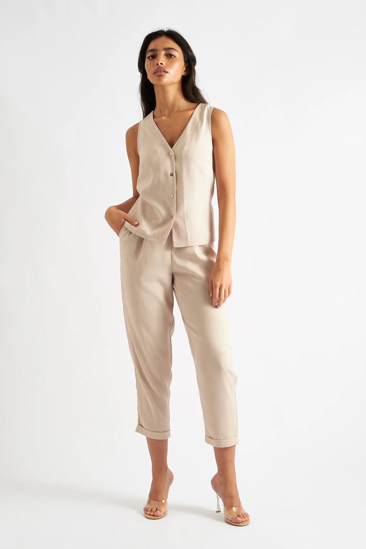 Jakson Sustainable Satin Back Crepe Waistcoat - Camel