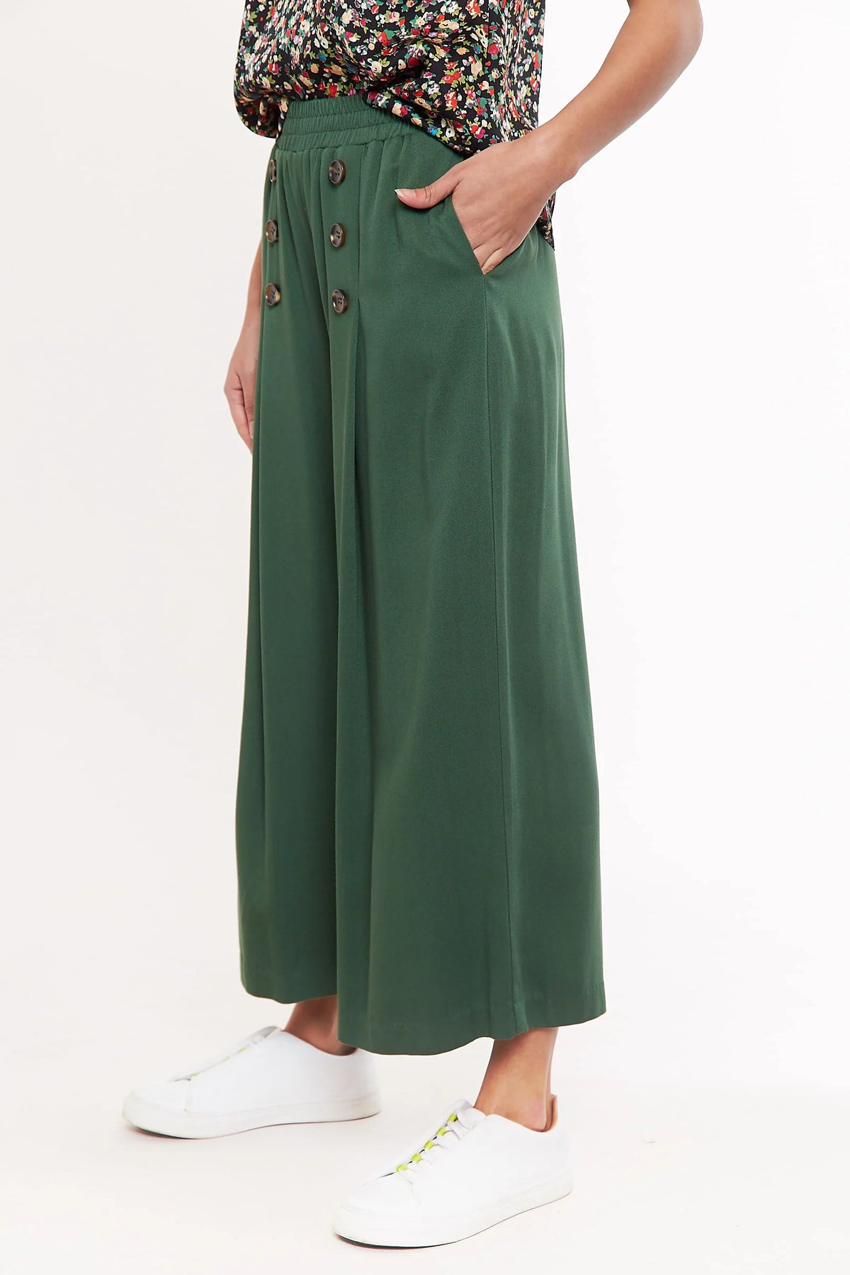 Laurena Wide Leg Cropped Trouser - Green