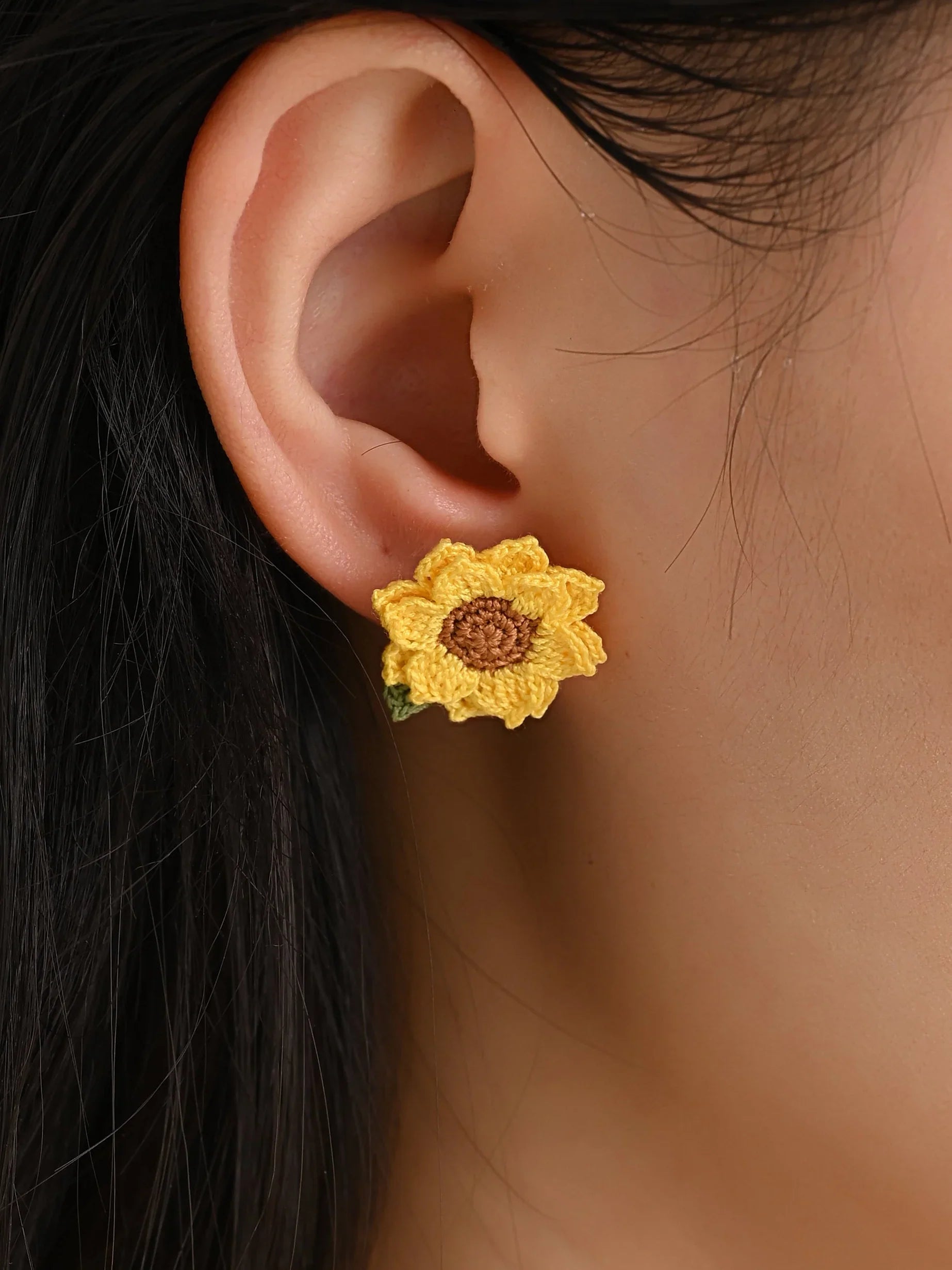Sun-Kissed Sunflower Bloom Earrings