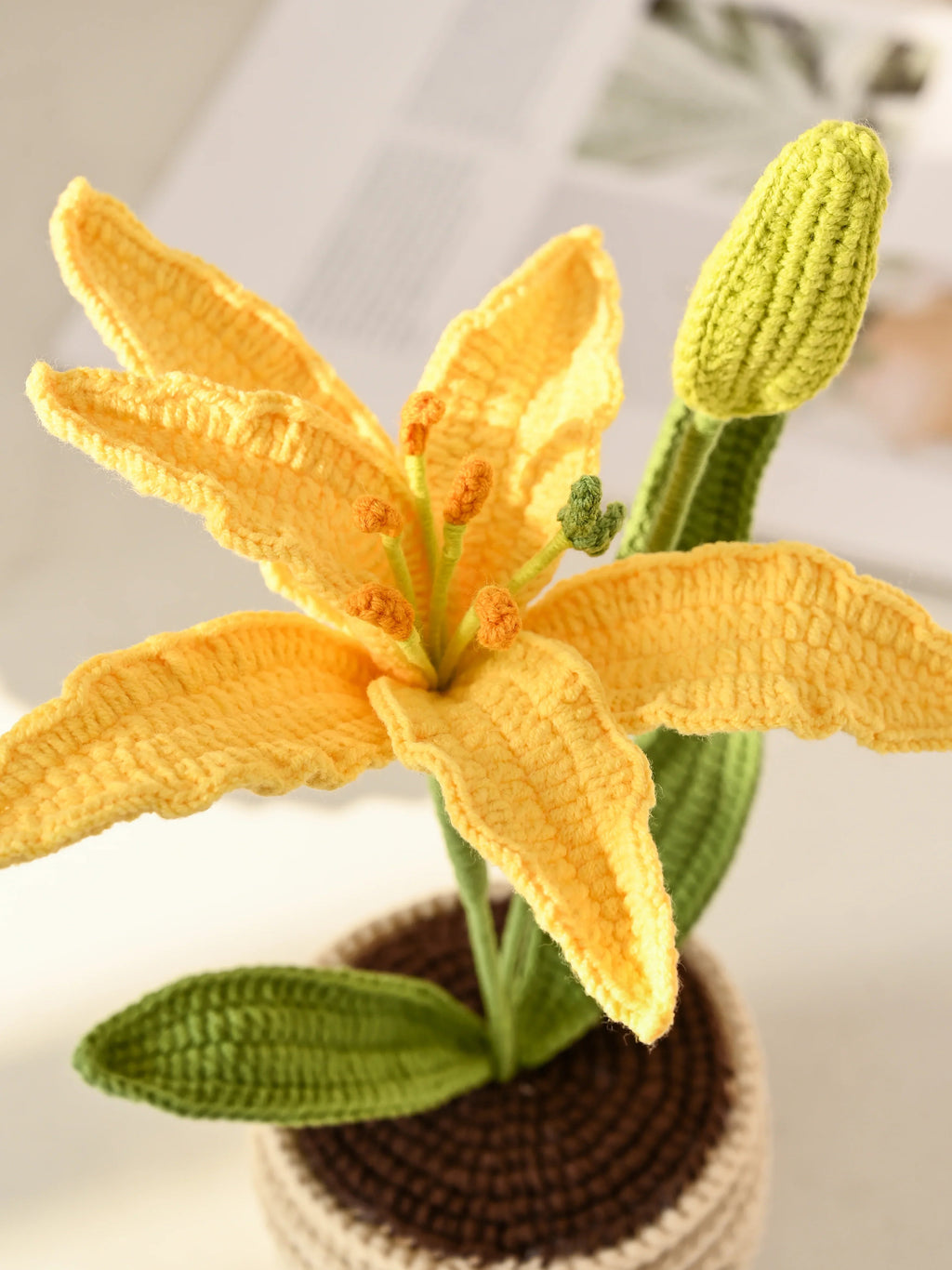 Crochet Lily Table Charm