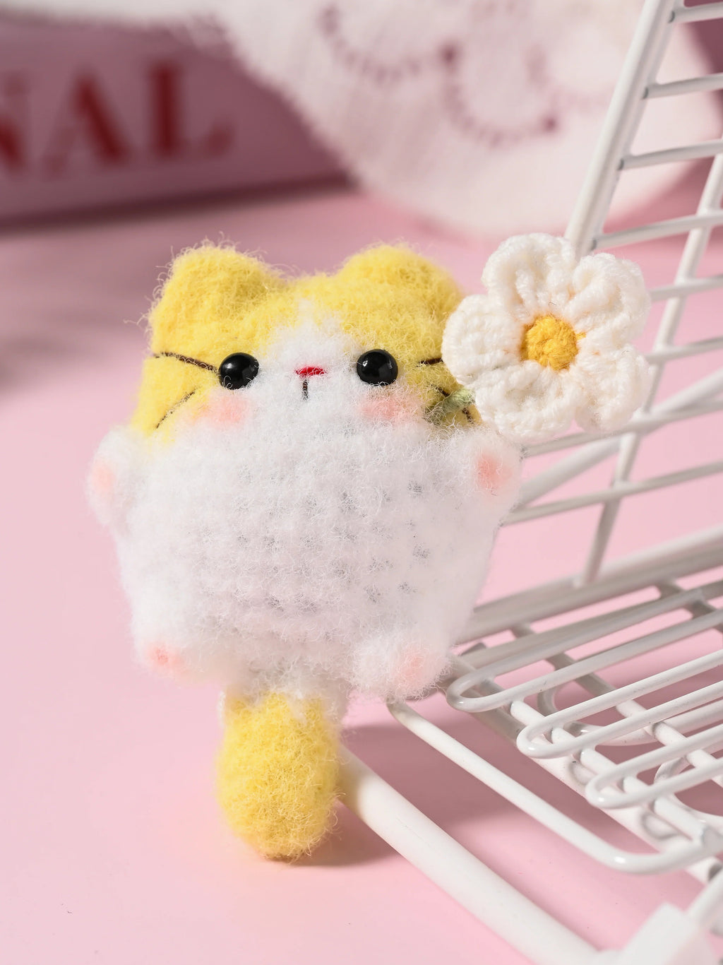 Fingertip Square Kitten
