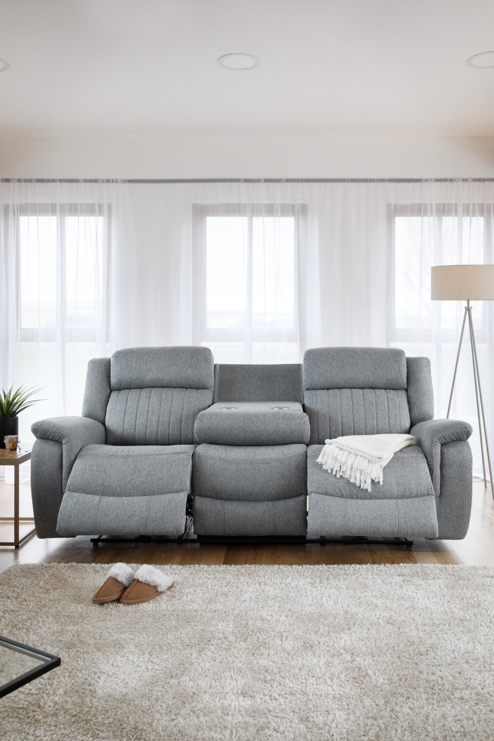 Linden Electric Recliner Sofa: Luxurious Grey 3-Seater, Plush Luxe Fabric Comfort