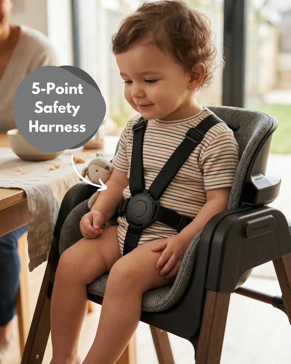 Neyo 2-in-1 High Chair - Black