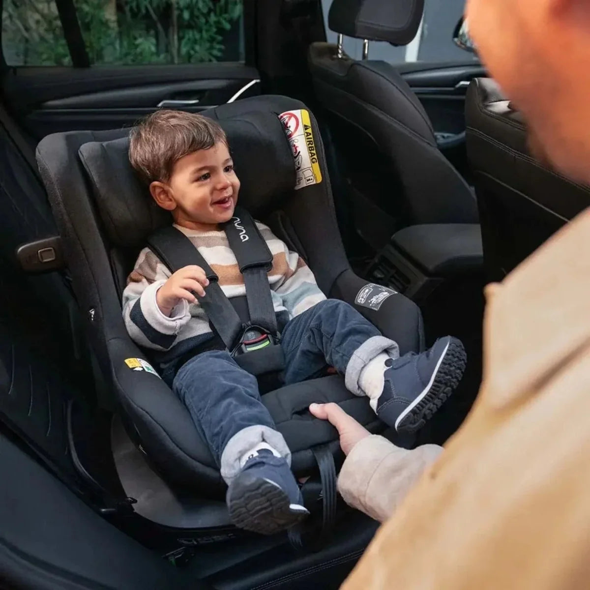 Nuna Pruu i-Size Baby Car Seat - Caviar