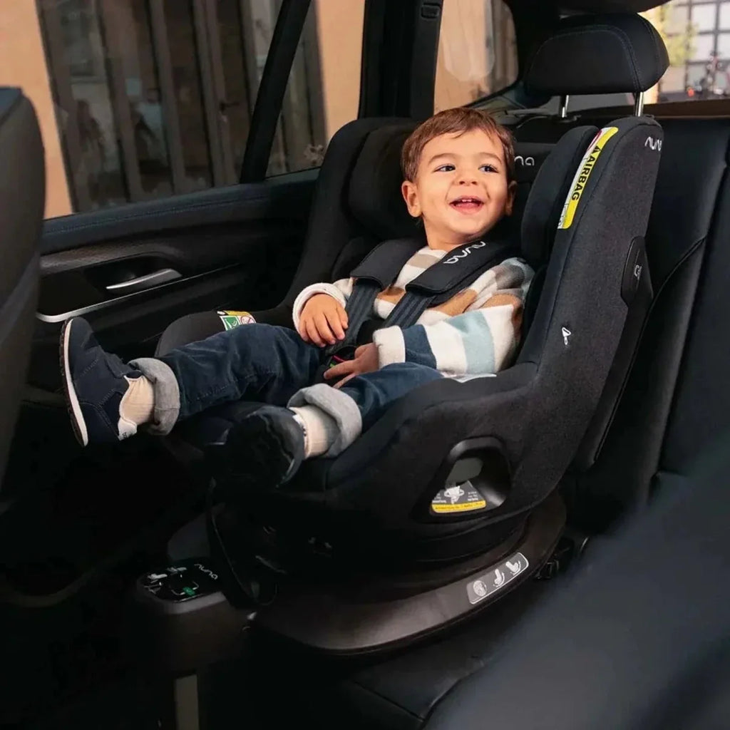 Nuna Pruu i-Size Baby Car Seat - Caviar