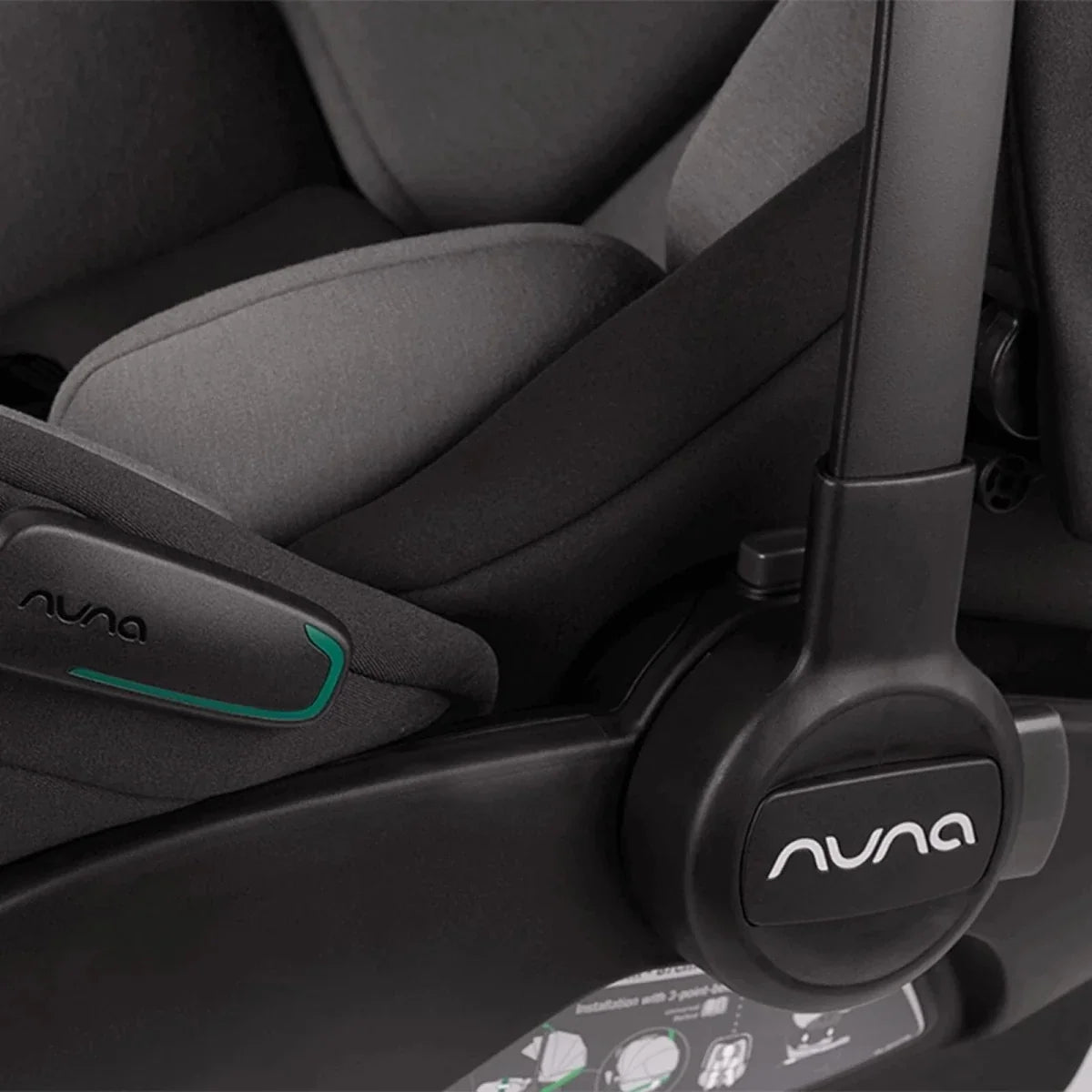 Nuna Arra Flex Car Seat - Caviar