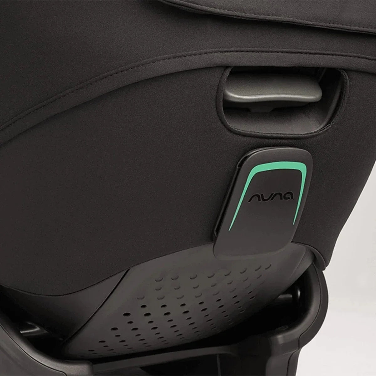 Nuna Arra Flex Car Seat - Caviar