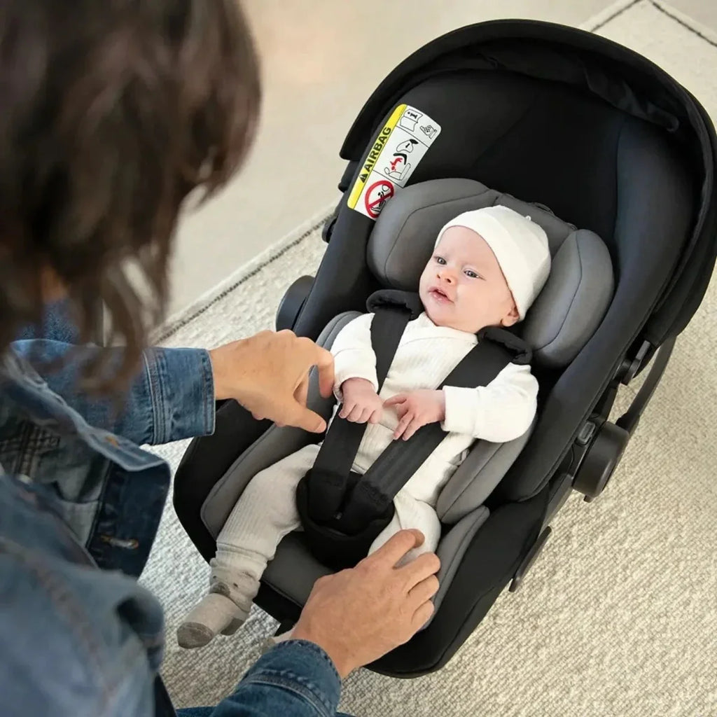 Nuna Arra Flex Car Seat - Pistachio