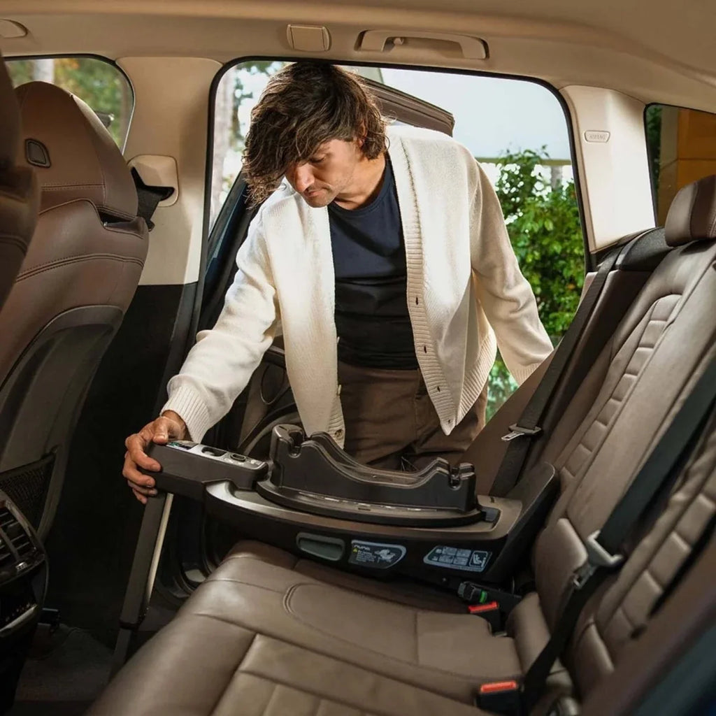 Nuna BASE Curv Rotating Slide ISOFIX Base