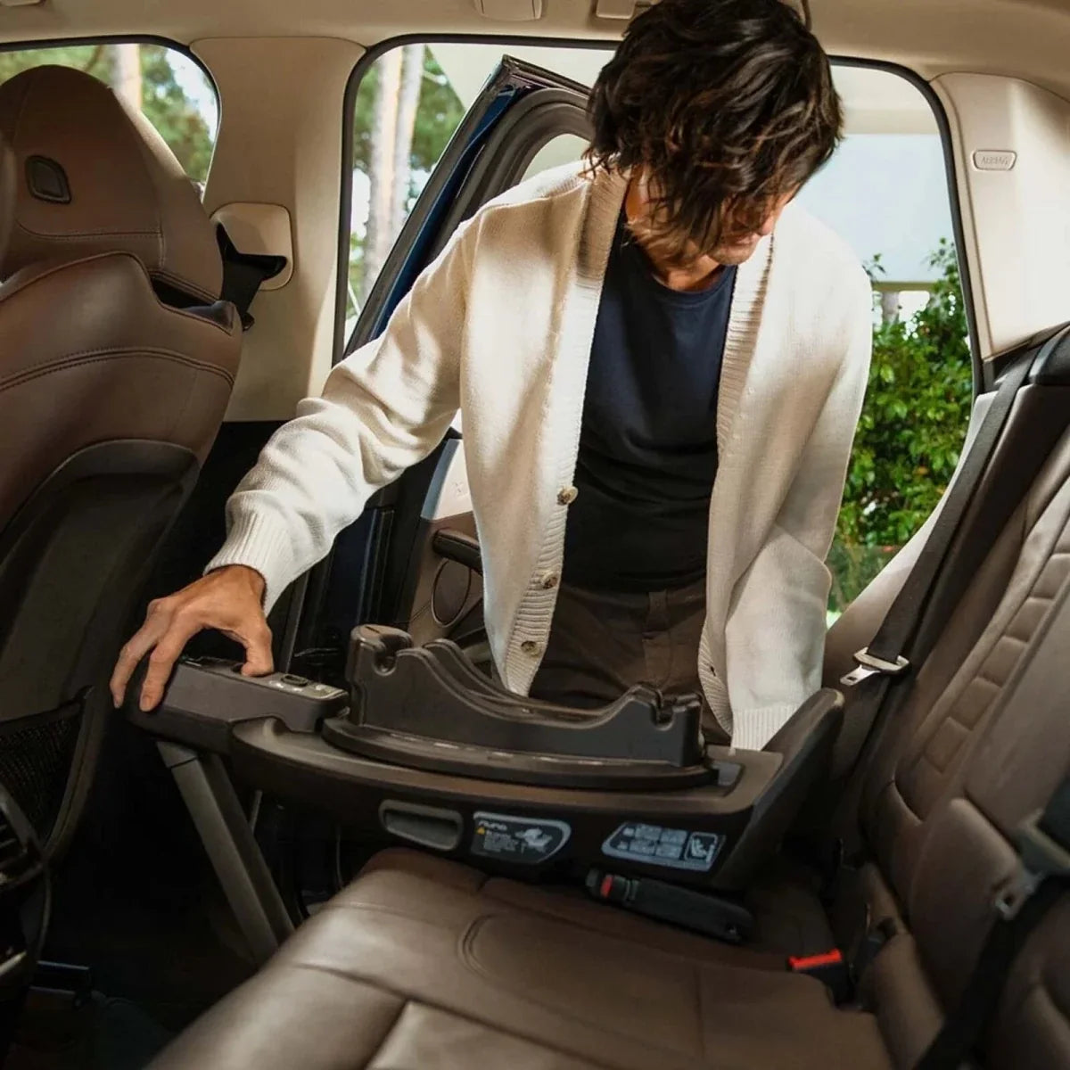 Nuna BASE Curv Rotating Slide ISOFIX Base