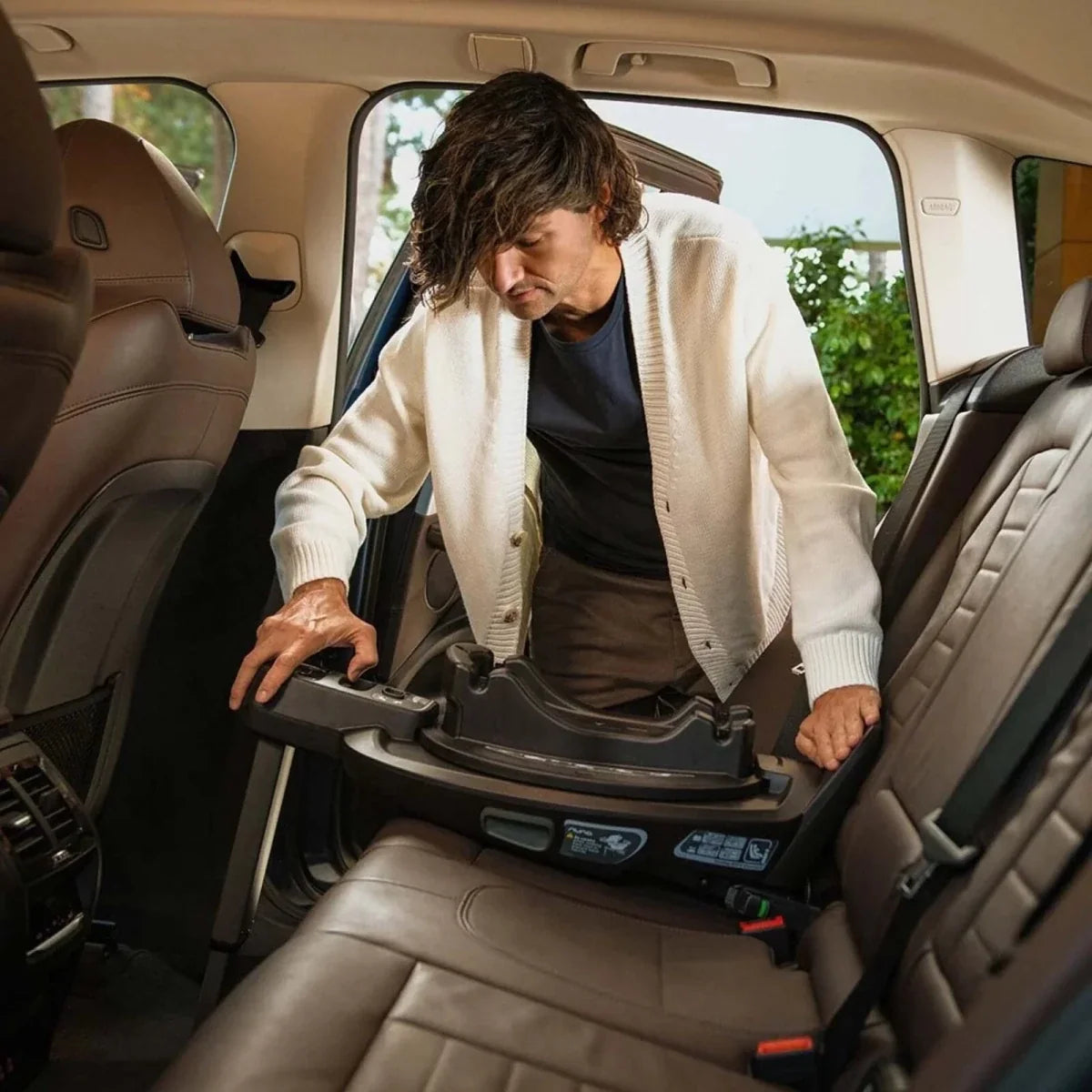 Nuna BASE Curv Rotating Slide ISOFIX Base