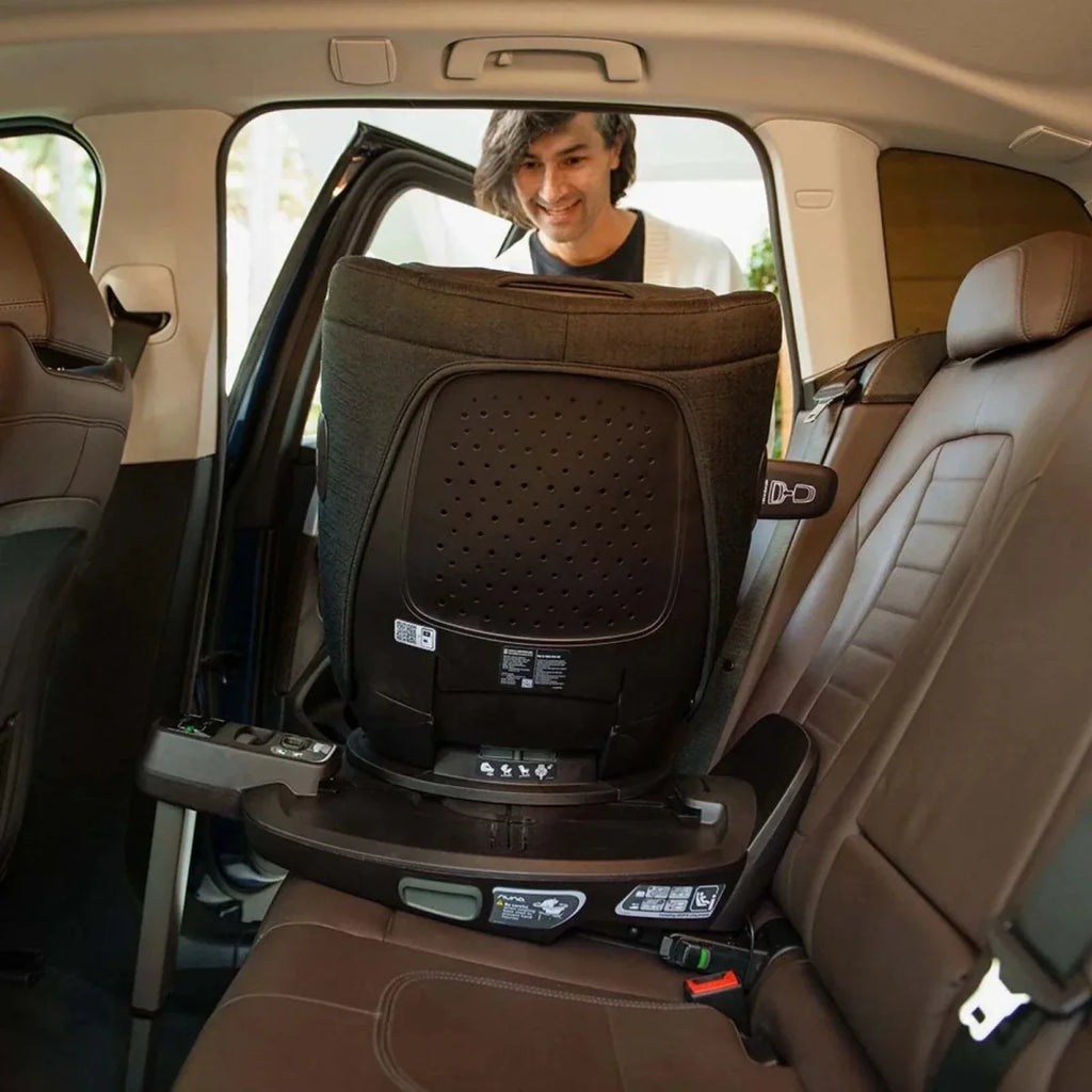 Nuna BASE Curv Rotating Slide ISOFIX Base