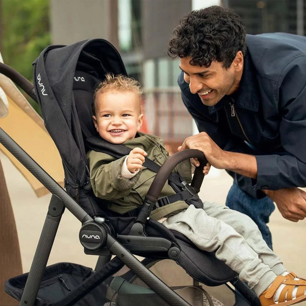 Nuna Swiv Stroller - Caviar