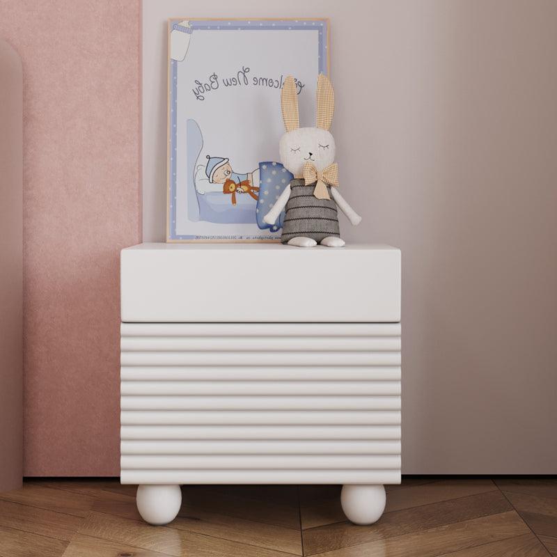 Maria Bruun Bedside Table