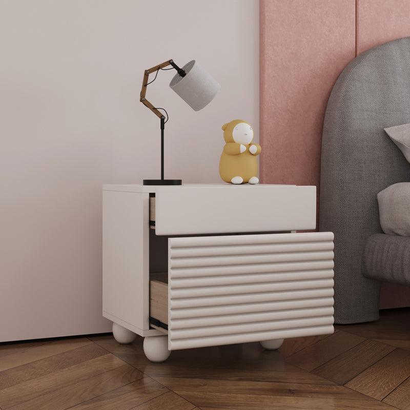 Maria Bruun Bedside Table