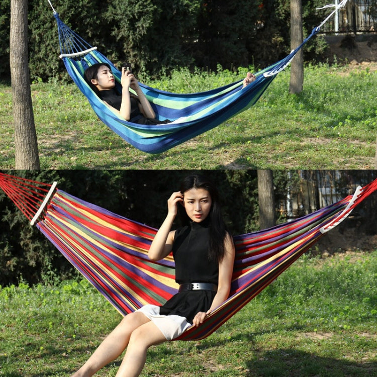 Outdoor Rollover-resistant Single Person Canvas Hammock Portable Beach Swing Bed with Wooden Sticks, Size: 185 x 80cm, Size: 185 x 80cm, Size: 185 x 80cm(Red)