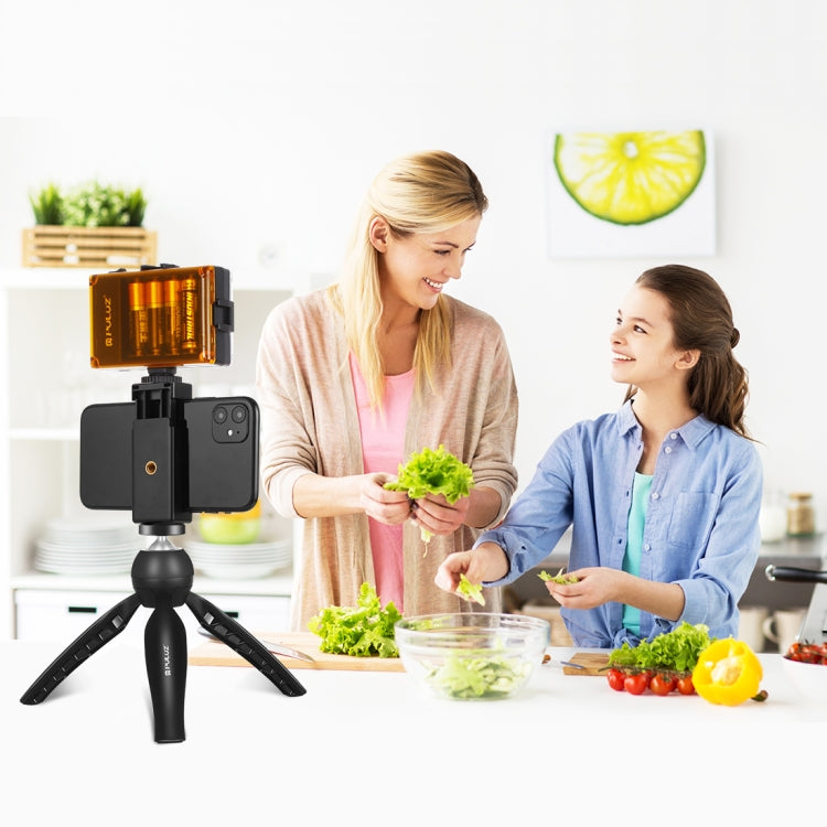 PULUZ Live Broadcast Smartphone Video Light Vlogger Kits with LED Light + Tripod Mount + Phone Clamp Holder(Black)