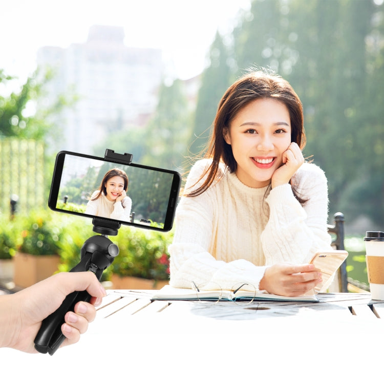 PULUZ Live Broadcast Smartphone Video Light Vlogger Kits with LED Light + Tripod Mount + Phone Clamp Holder(Black)