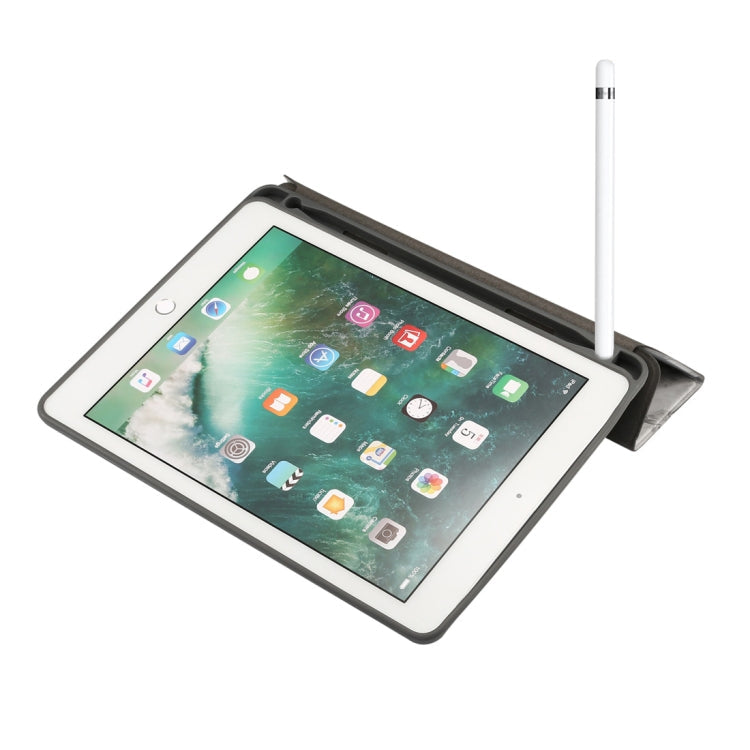 Marble Texture Pattern Horizontal Flip Case for iPad 9.7 (2018) , with Three-folding Holder & Pen Slots, For iPad 9.7 (2018) & iPad Air & iPad Air 2 & iPad Pro 9.7 & iPad 9.7 2017, For iPad 9.7 (2018)