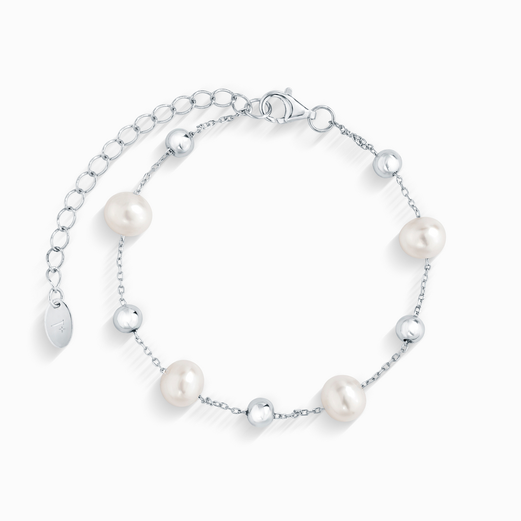 Freshwater Pearl Bracelet in Sterling Silver