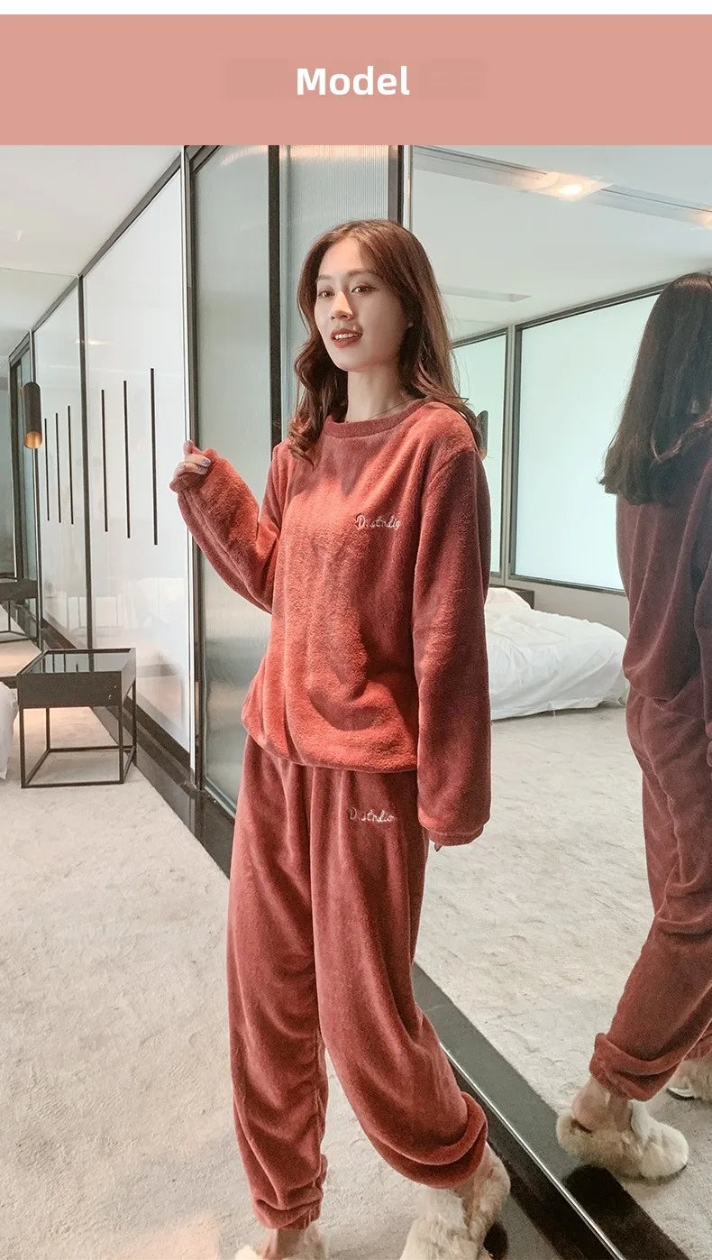 Double-Sided Coral Fleece Pajama Set Thickened Warm Leisure Wear for Autumn Winter Comfortable Polyester Sleepwear