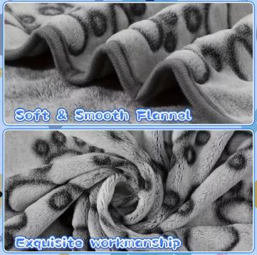 Soft Fluffy Pet Blanket with Cartoon Pattern