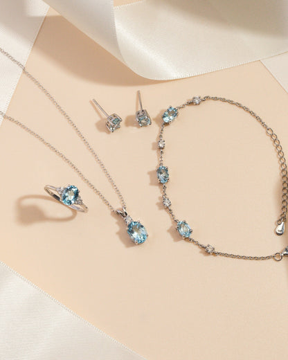 Blue Topaz Bracelet in Sterling Silver
