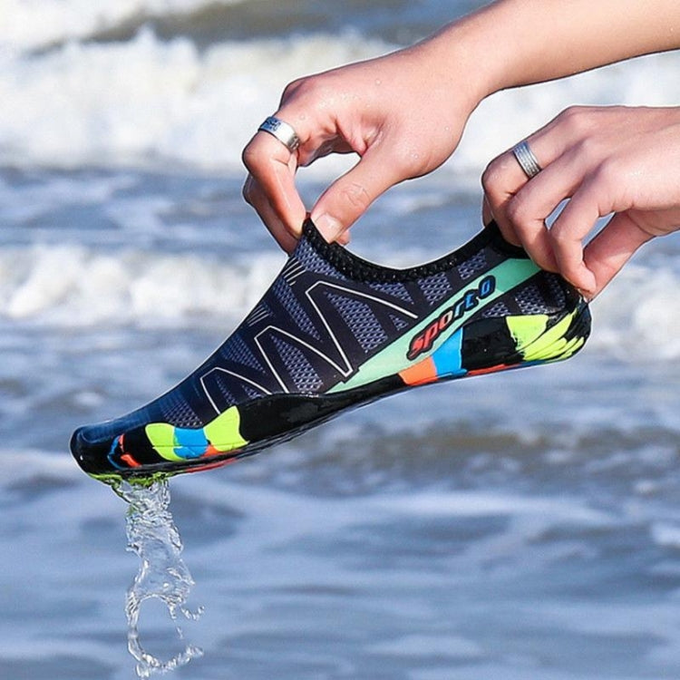 Swimming Water Sports Seaside Beach Surfing Slippers Light Athletic Footwear Unisex Sneakers for Men and Women, Shoe Size:42(Rose Red)