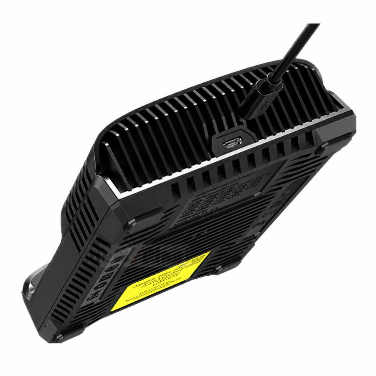 NITECORE Smart LCD Display Automatically Activates Repair USB 4-Slot Charger
