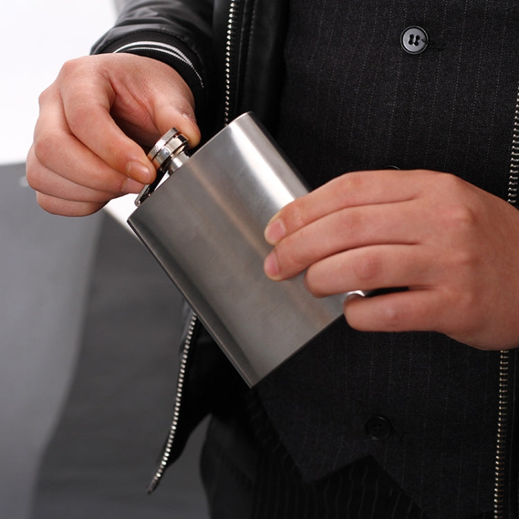 Portable Stainless Steel Hip Flask Set With Wine Glass Funnel(7OZ Gray Grunge)