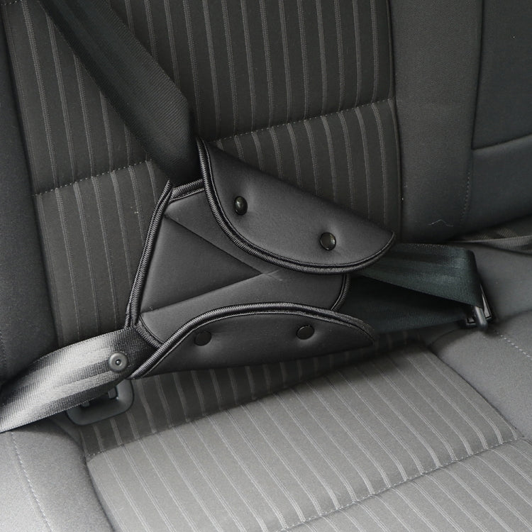 Car Seat Safety Belt Cover Sturdy Adjustable Triangle Safety Seat Belt Pad Clips Child Protection(Black)