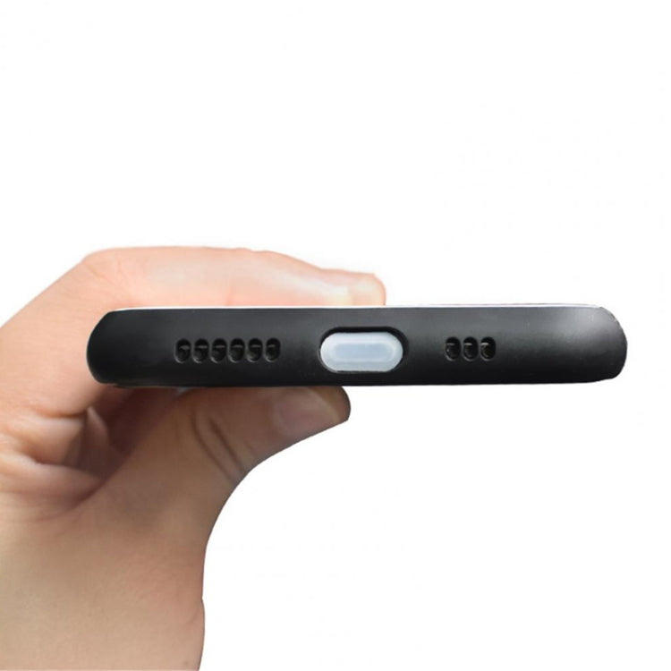 8 Pin Phone Dust Plug Silicone Charging Port Plug(Black)