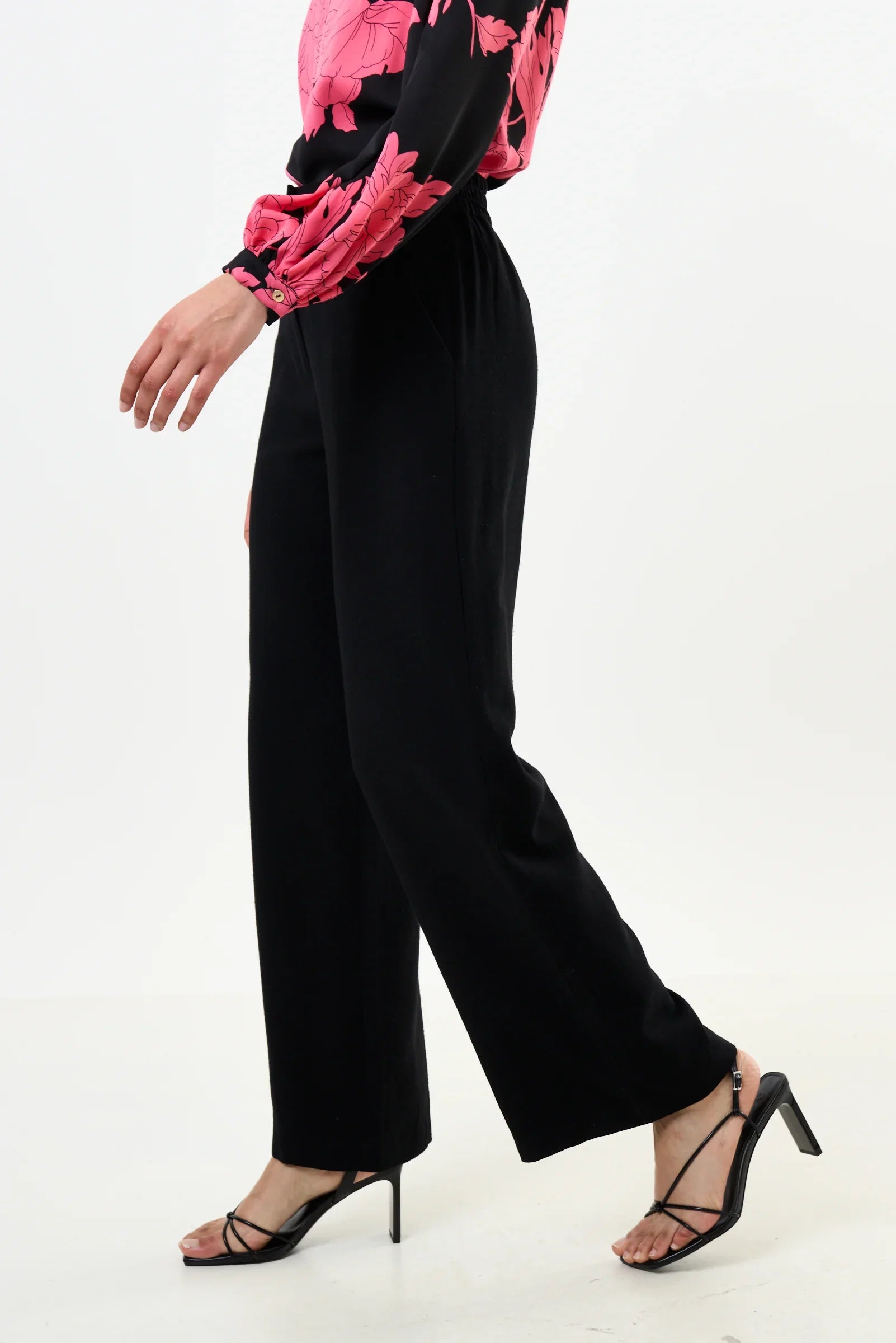Tilde Linen Mix Straight Leg Trousers - Black
