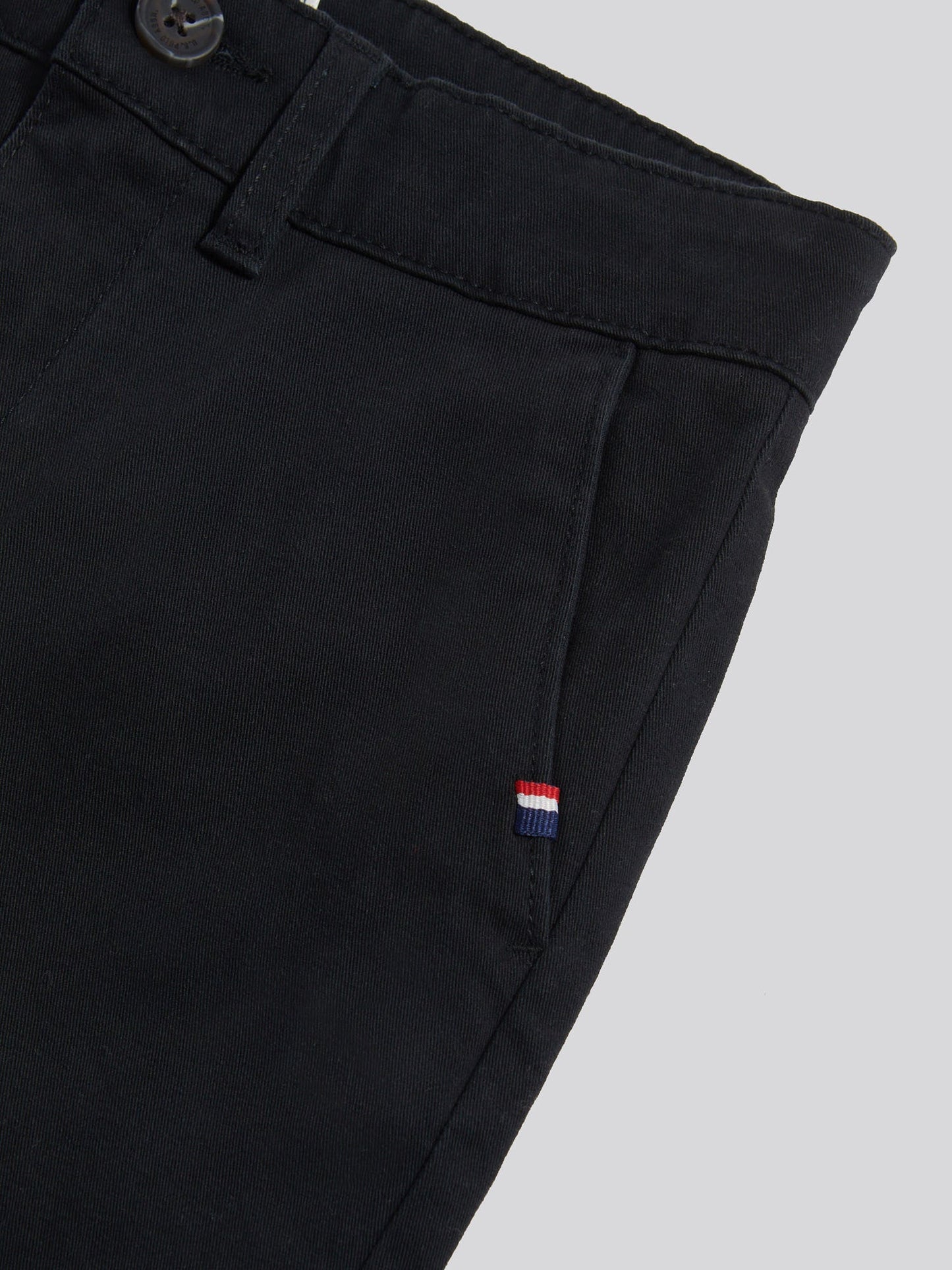 Boys Classic Chino Short Black Bright White DHM