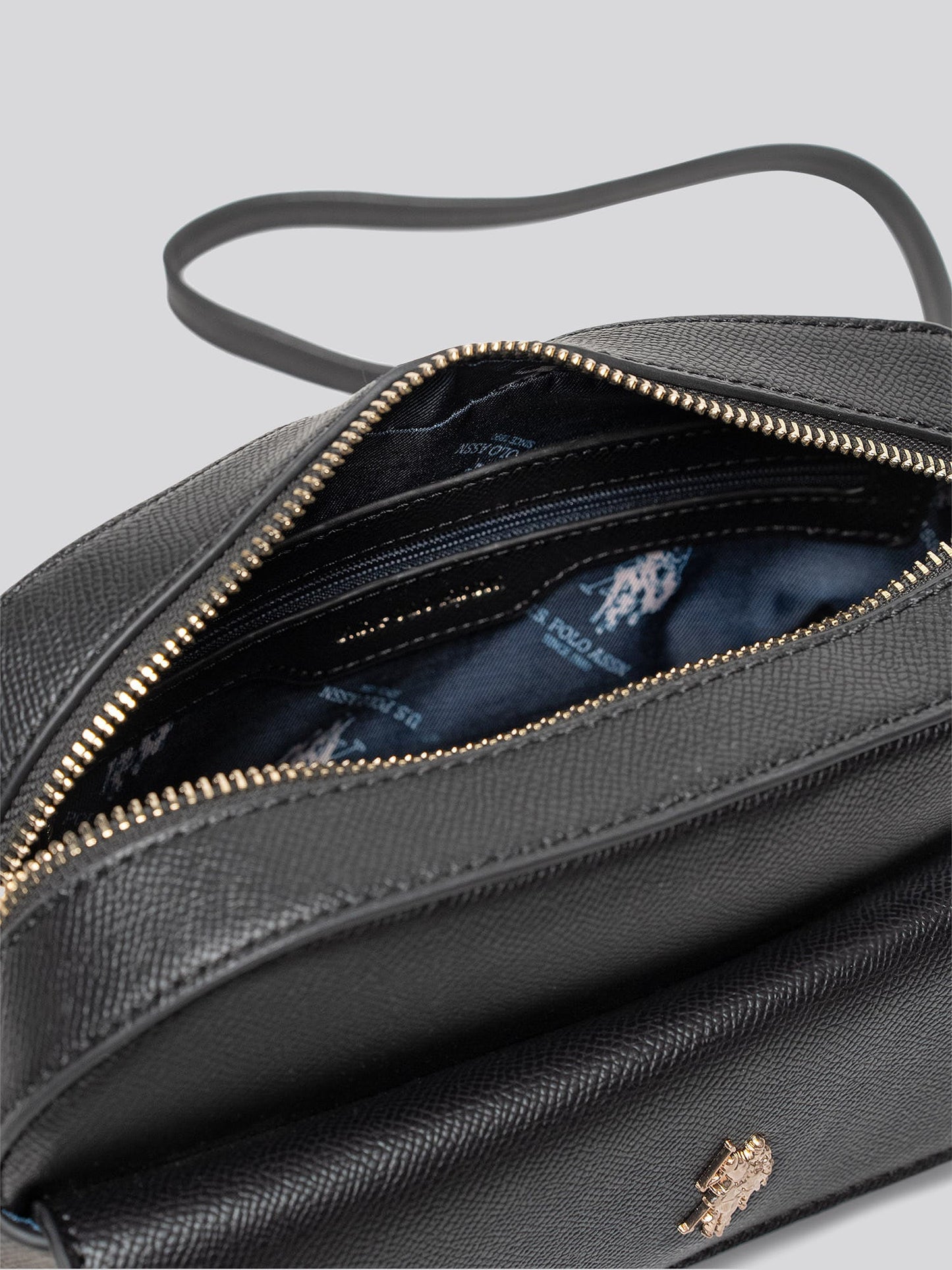 U.S. Polo Assn. Womens Jones Crossbody Pocket Bag Black