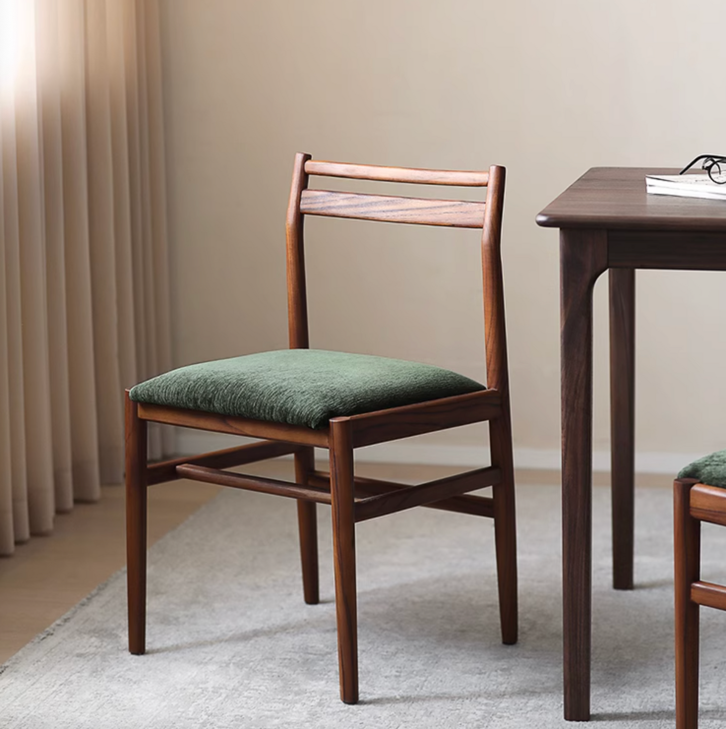 Classic Itao Dining Chair, Oak