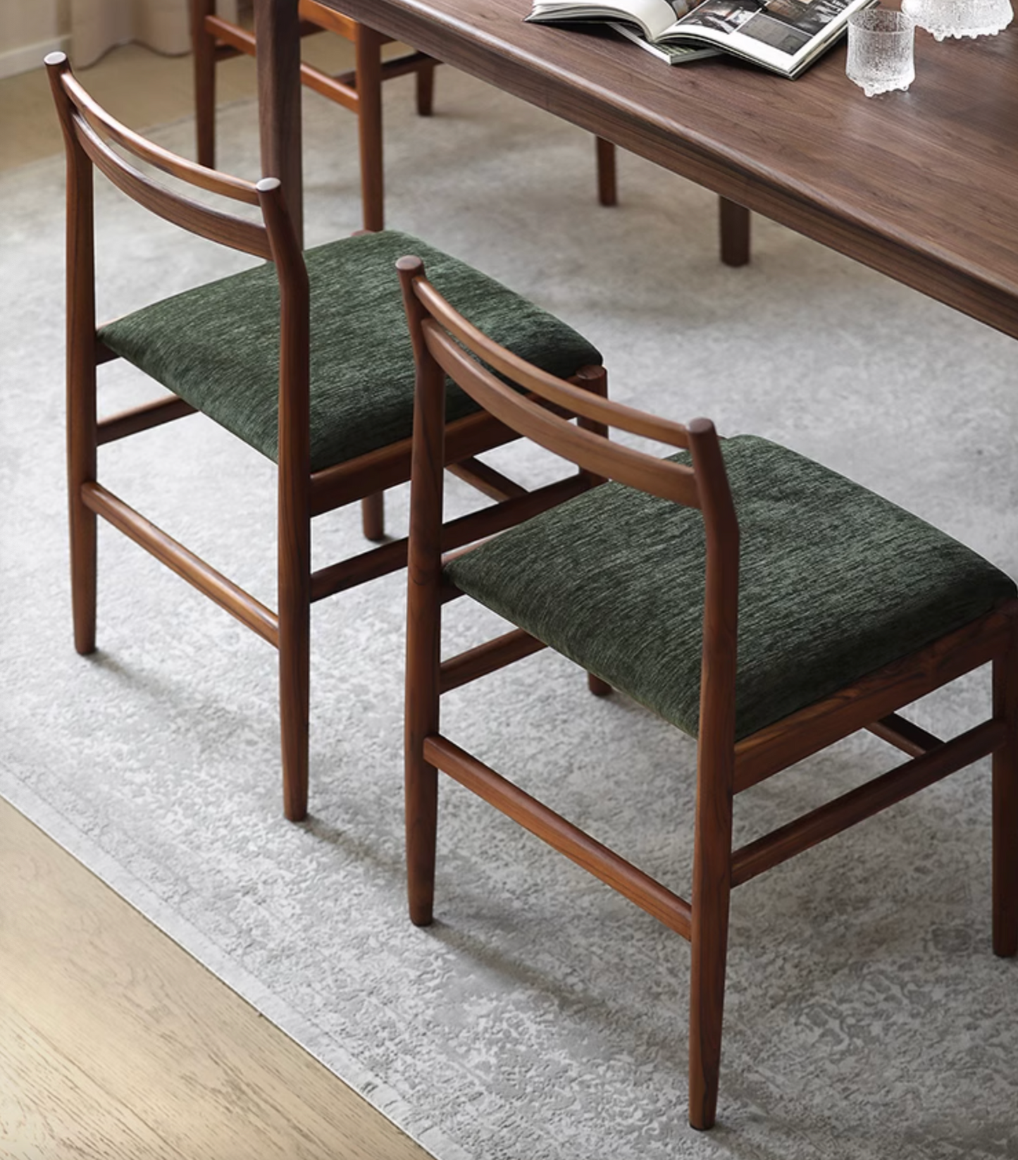Classic Itao Dining Chair, Oak