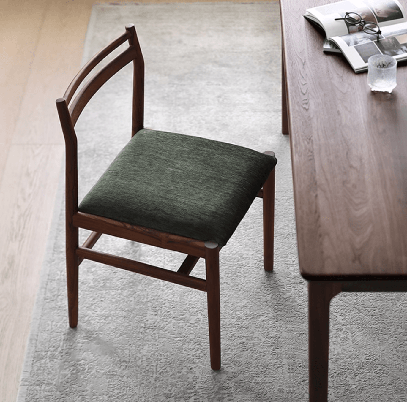 Classic Itao Dining Chair, Oak