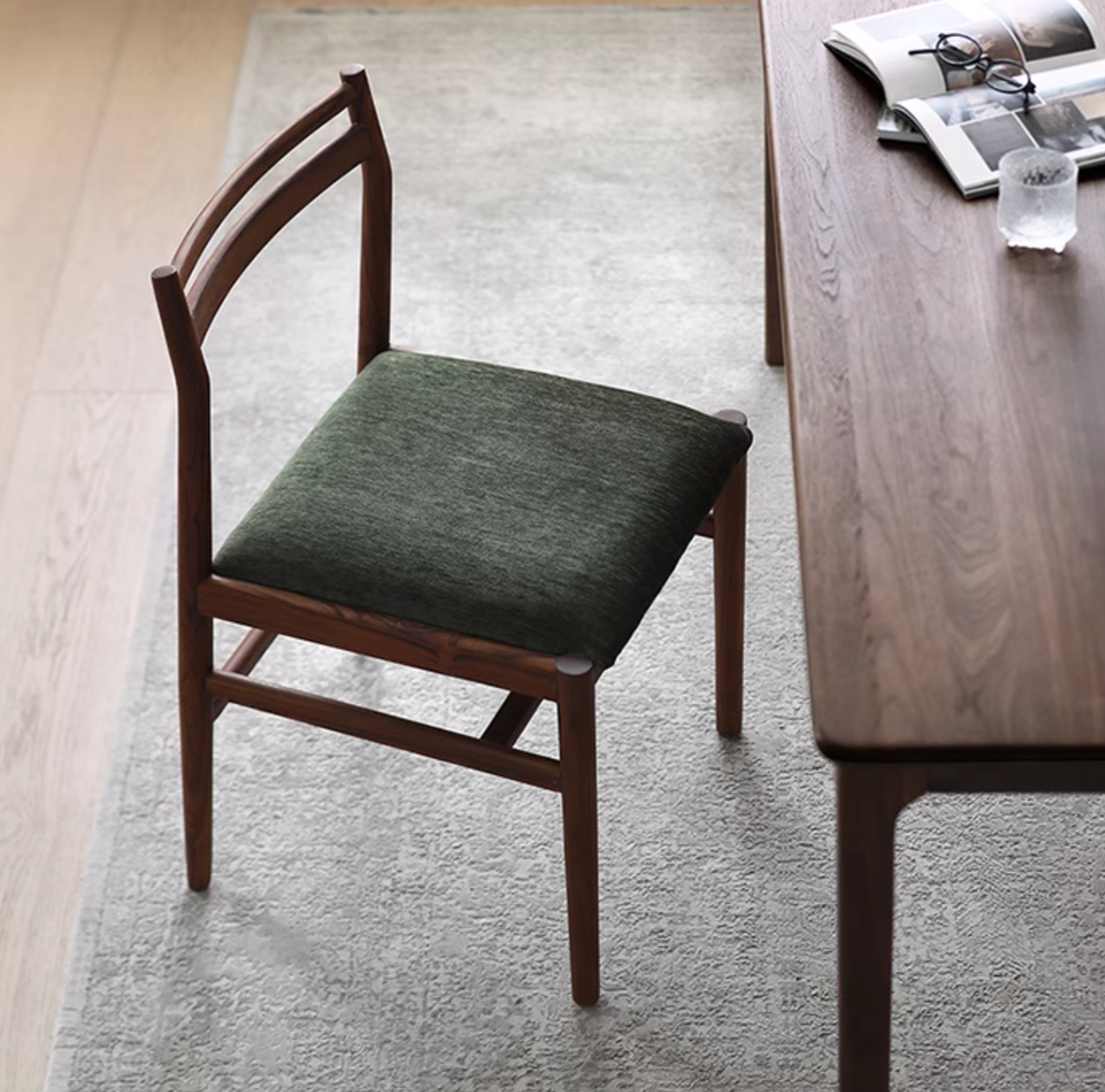 Classic Itao Dining Chair, Oak