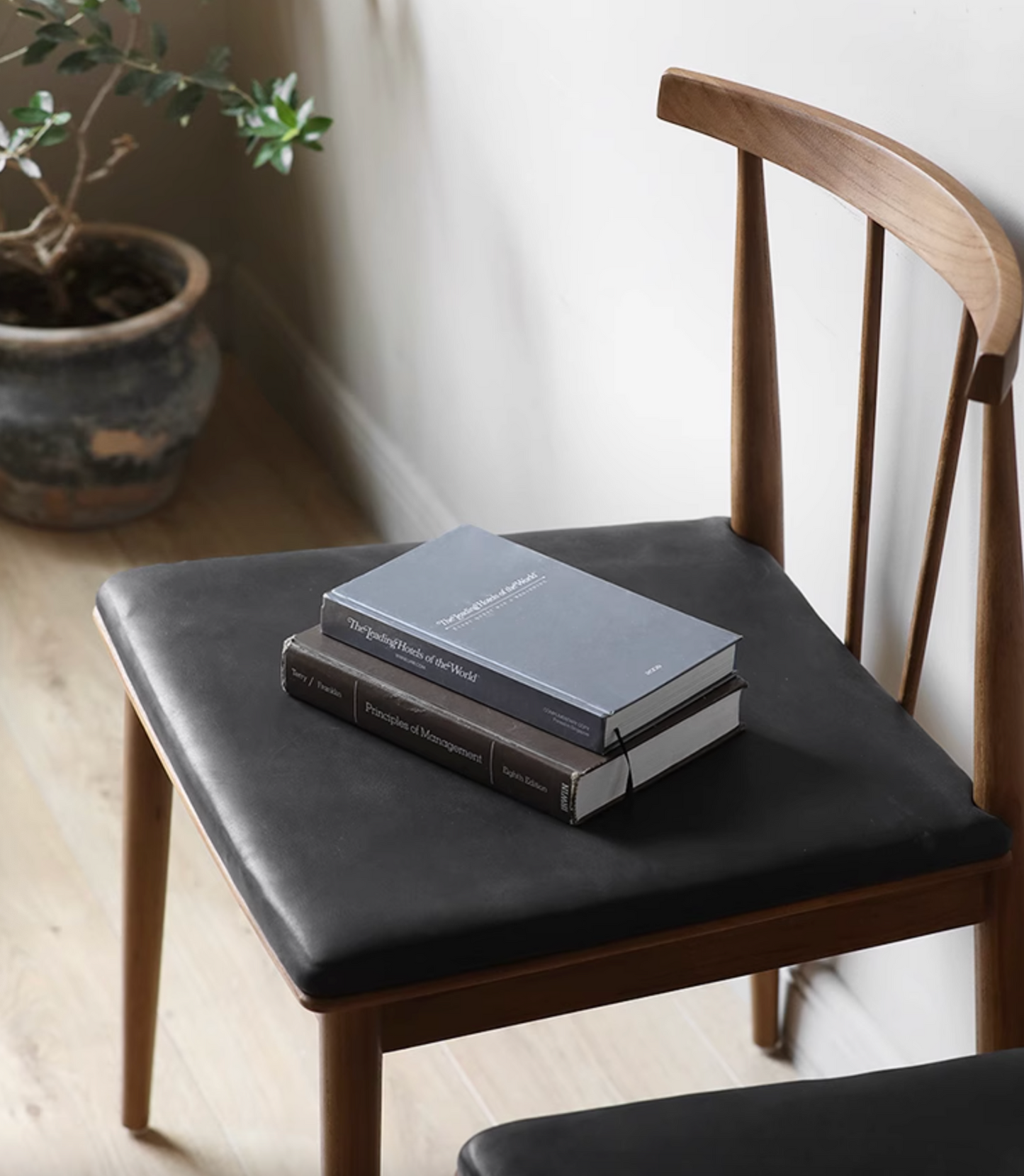 Wyatt Dining Chair, Balck
