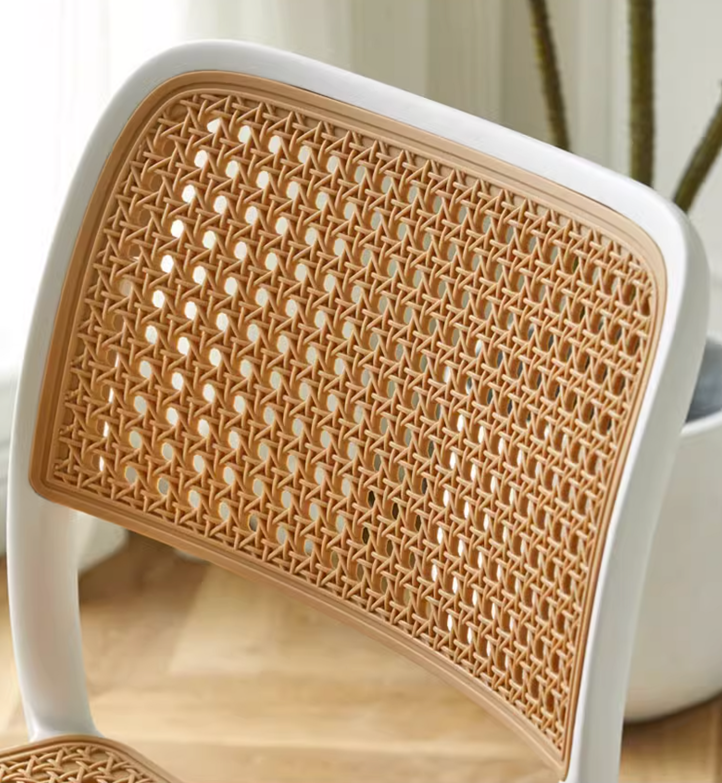 Fanny Dining Chair