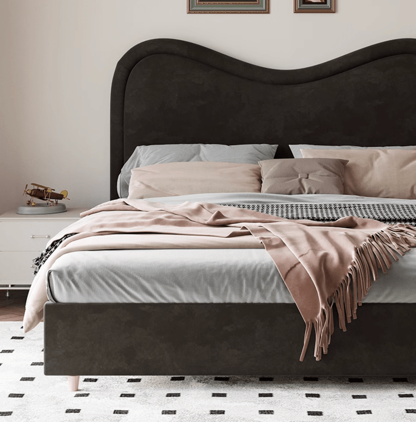 Baeyer King Size / Super King Size Bed, Velvet