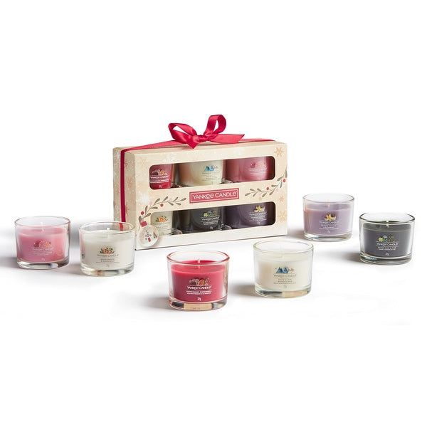 Yankee Candle Votive Candle Gift Set 6 x 37g Votive Candle (Snow Globe Wonderland, Snowflake Kisses, Peppermint Pinwheels, White Spruce & Grapefruit, Silver Sage & Pine and Smoked Vanilla & Cashmere)
