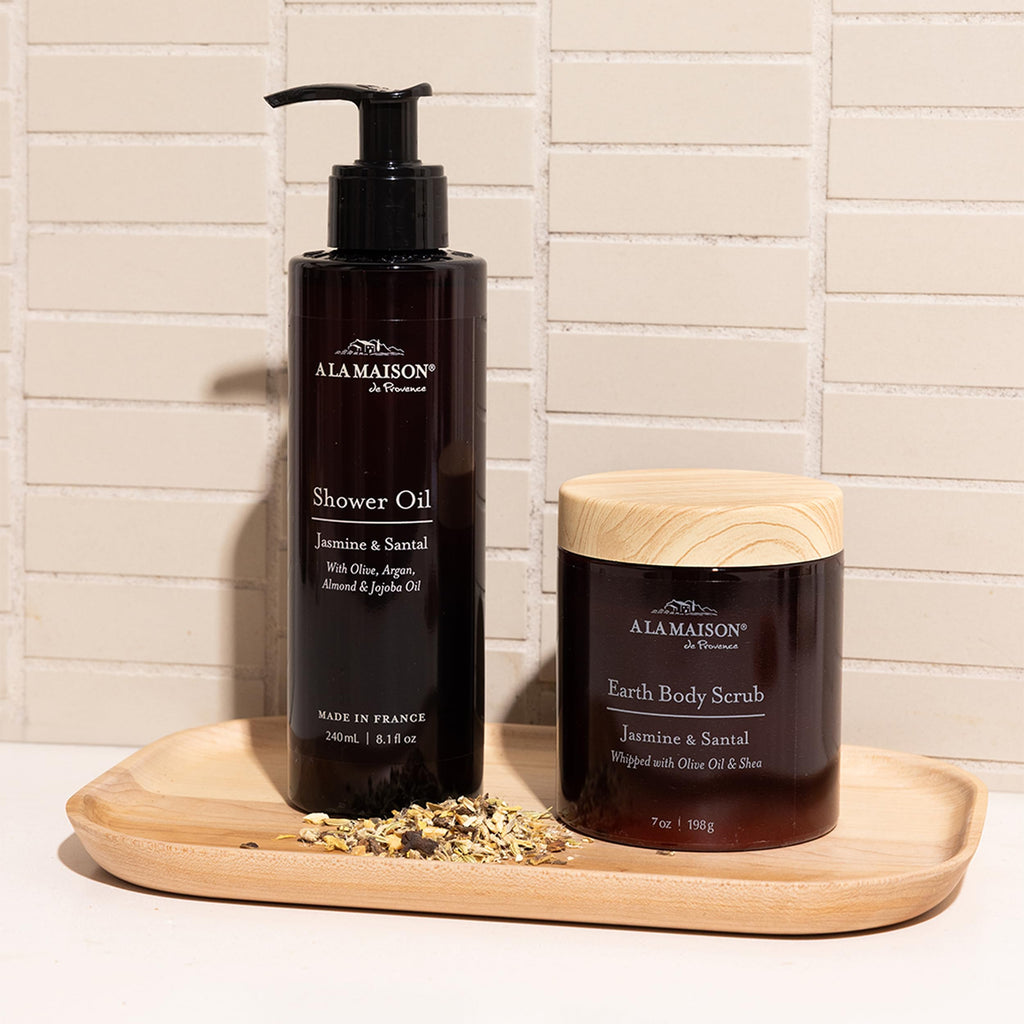 A LA MAISON Cleansing Shower Oil – Jasmine & Santal | Hydrating Oil-to-Lather