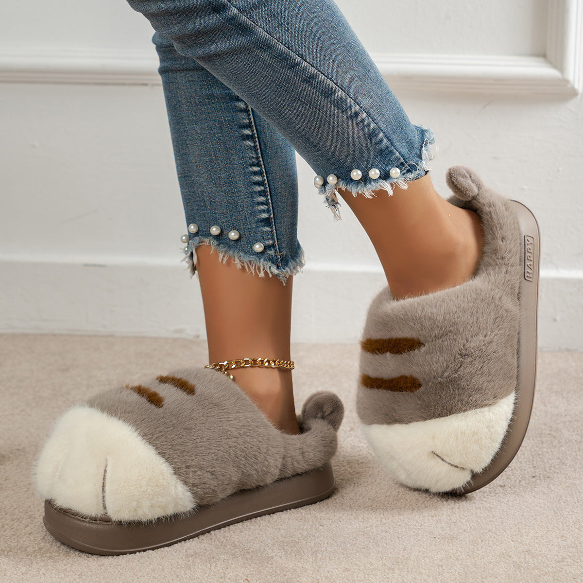 3D Cat Paw Plush Slippers Flat Thermal Winter Slippers Comfortable Fluffy Home Slippers Furry Paw Couple Slippers For Indoor Bedroom