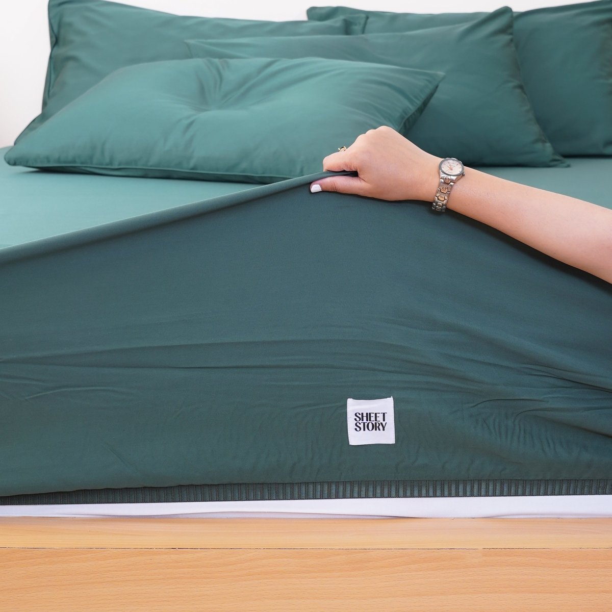 Ackly Bamboo - Royal Green Duvet Cover, Fitted Sheet & Pillowcases Set