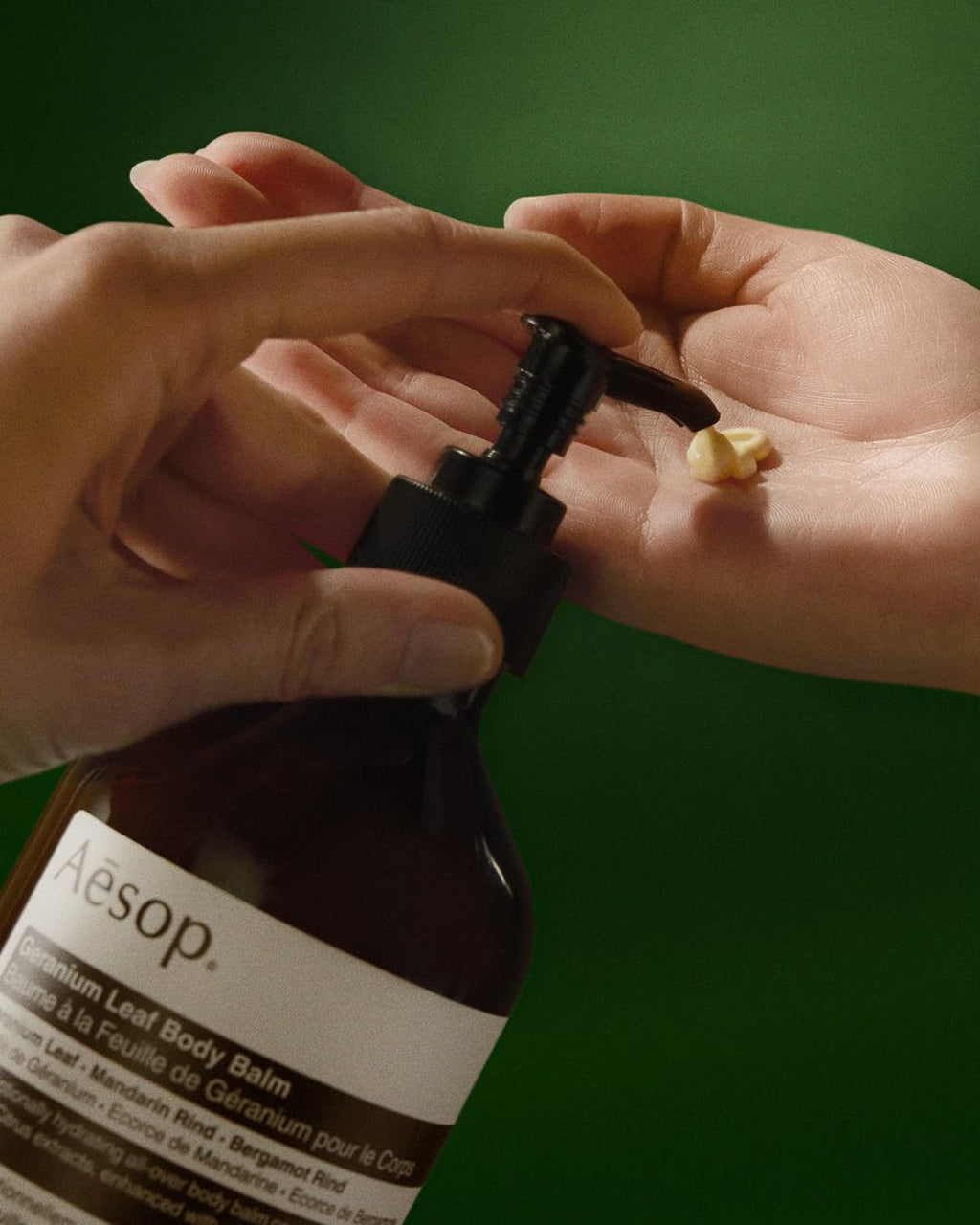 Aesop Geranium Leaf Body Balm | Soothing Hydration with Geranium Leaf, Mandarin Rind & Bergamot Rind | Green Citrus Scent | 500 mL