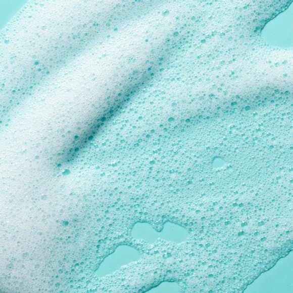 AVON Organist Rosemary Mint Strengthening Shampoo | Revitalize & Refresh