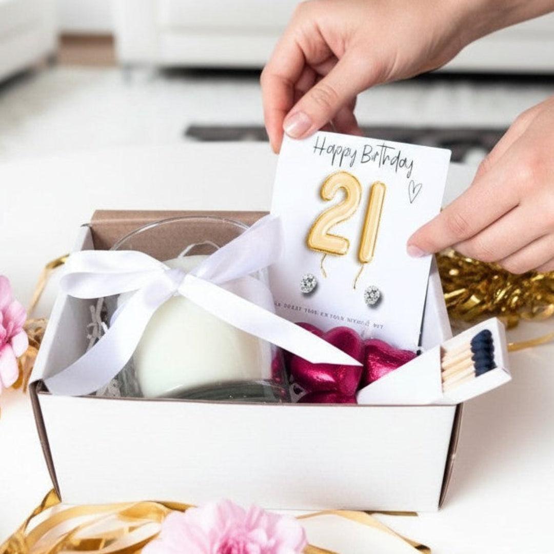 Small 21st Birthday Gold Balloon Hamper | Candle, Earrings, Chocolates