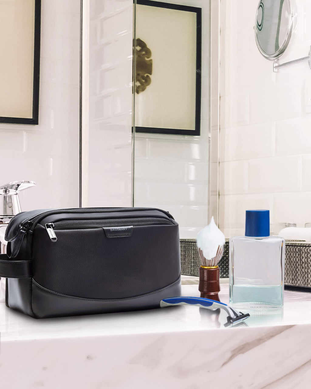 BAGSMART Toiletry Bag for Men | Large Travel Dopp Kit, Water-Resistant, Black